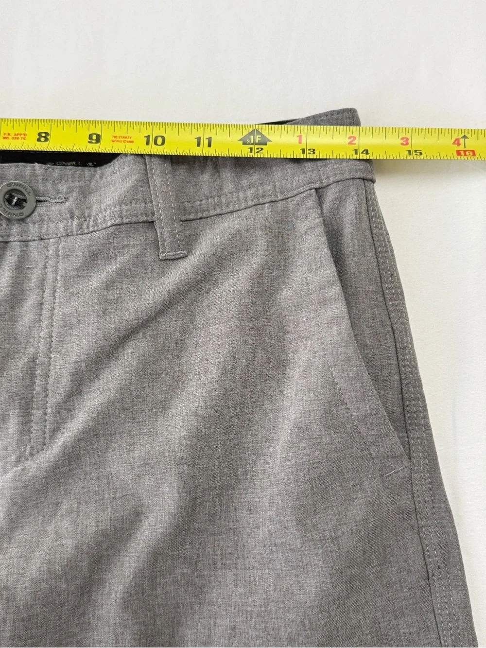 O'Neill Men's Charcoal Gray Flat-Front Shorts
